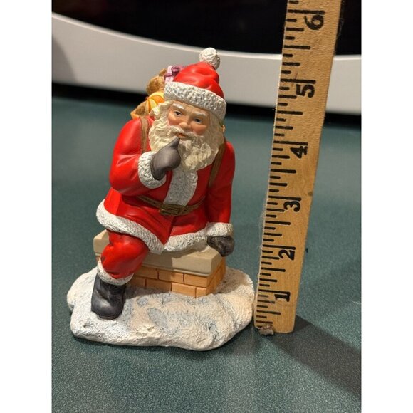 Vintage‎ Lenox Collectors Treasury Of Santas Figurine 1996 Santa on chimney - Picture 6 of 6